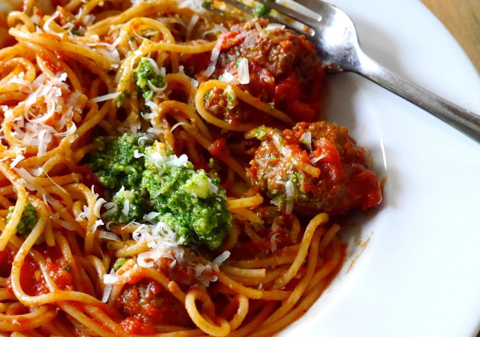 best-tomato-pasta-sauce-with-meatballs-and-pesto-parsley-terriers-tweeds-960x748