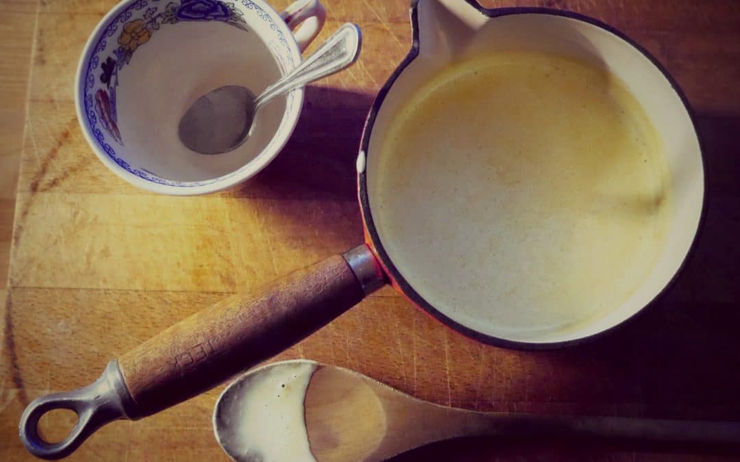 Golden Turmeric Milk Latte Recipe & Cheats Version