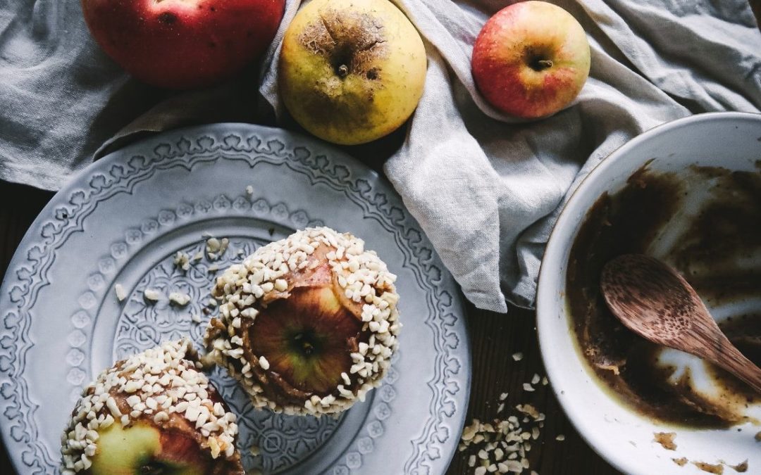 healthy toffee apple date caramel healthy festive blog